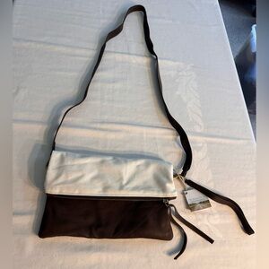 Trades of Hope Chandler Crossbody/Wristlet 3rd World Artisans in Haiti NWT